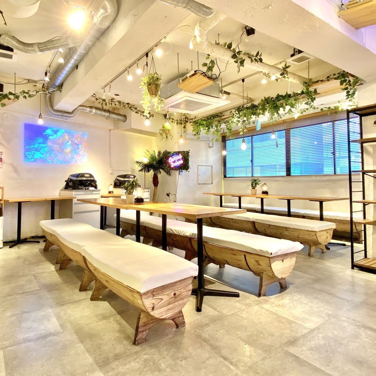 A 2-minute walk from Shibuya Station, this stylish private izakaya is ideal for groups of 20 to 40 people.