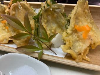 Kisgo's plum shiso tempura