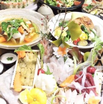 The all-you-can-drink course meal is "a little bargain for our customers!" and uses ingredients from Kochi at reasonable prices starting from 3,500 yen.An absolutely great value course meal.