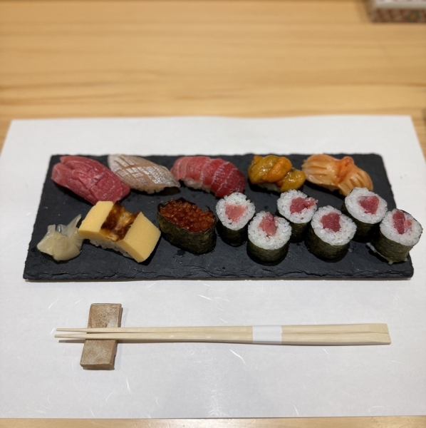 【にぎり・巻物】当店の鮨を存分にご堪能ください。