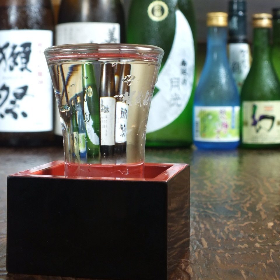 朝獲れ海の幸・旬の味満載。座敷30名様迄