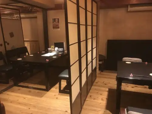 個室は6名～16名/座敷30名