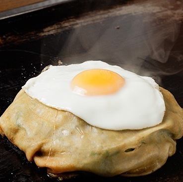 特製ソースで味わう粉もん