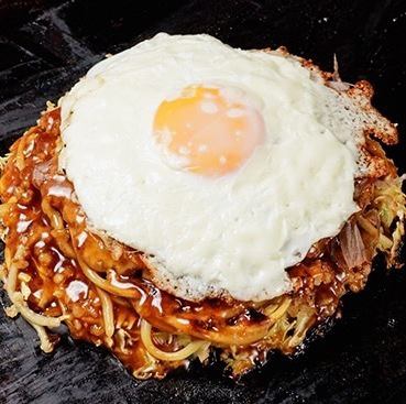 【店主のこだわりが詰まったお好み焼き】食材選びからソースまで妥協しない店主がお作りする絶品揃いです♪