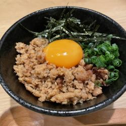 月見そぼろ丼