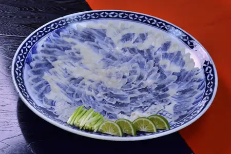 創業60年の確かな味。ふぐ・関アジ関サバなど大分の恵を個室でゆったりと味わえます