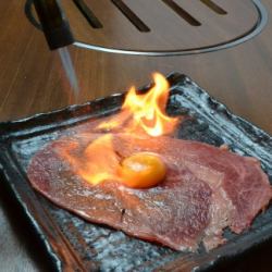 Large-sized grilled meat yukhoe style [egg yolk x yukhoe sauce]