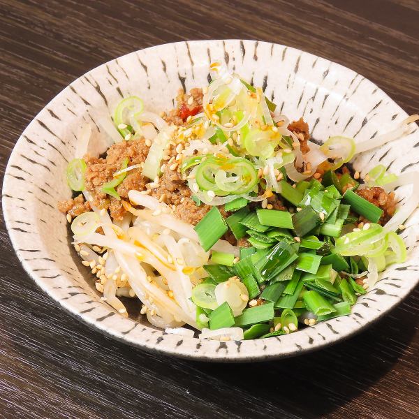 ≪シャキシャキ食感と程よい辛味≫箸が止まらない食欲をそそる一皿◆台湾もやし495円(税込)