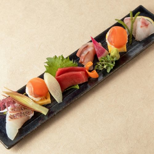 Specially selected sashimi platter of 4 kinds (1 portion)