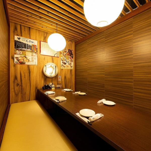 [Horikotatsu x Completely private room] Relax and relax in the horikotatsu private room, which is tailored to the number of people.Our restaurant has completely private rooms, so you can enjoy your meal in a private space! The good thing about horigotatsu is that your feet won't get tired♪ Enjoy a relaxing space and a calm atmosphere with your loved ones. Please take your time.