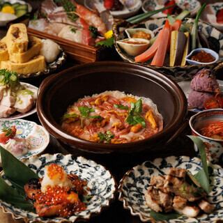 「款待套餐」 包含自選砂鍋飯、及牛牛排等11道菜品，以及3小時無限暢飲，6500日元