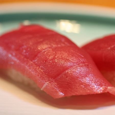 [Bluefin tuna sushi]