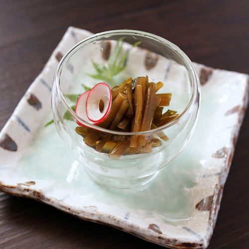 [Leaf wasabi pickled in soy sauce]
