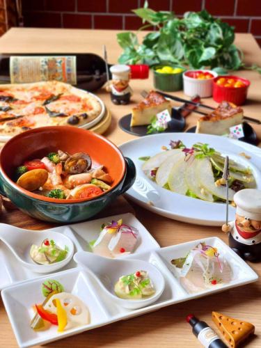 ☆
おすすめコースの御案内ℹ️
"プチプラコース"🇮🇹
リーズナブルな価格で
前菜からドルチェまで
当店を満喫出来るコース👌
•前菜3種
•季節の気まぐれサラダ
•アヒージョ
•メイン
•気まぐれドルチェ🍰
写真は2名様用です🙆
2名~3名様だとメインは1つですが
4名様以上の御予約だと
メインが2つになるので
ピザもパスタもお楽しみ頂けます🍕🍝
年末に向けて
宴会の御予約いかがでしょうか?😌
詳細はホットペッパーorホームページから
御覧ください😊
皆様の御予約
お待ちしております🙇
------------------------------
御予約、オードブル、
ランチ会、貸切
各種お問い合わせ
プロフィールリンクより
DM、お電話で遠慮なくどうぞ😊
@dining.coco 
--------‐‐-------------------
#プチプラコース
#兵庫県
#加古川
#加古川ランチ  #加古川ディナー
#加古川女子会  #加古川飲み会
#加古川ランチ会 #加古川貸切
#加古川駅 #加古川昼飲み
#加古川イタリアン
#加古川ピザ 
#加古川パスタ
#加古川生パスタ
#淡路麺業
#加古川ピッツェリア
#加古川チーズフォンデュ
#加古川デザートプレート
#加古川サプライズ
#加古川隠れ家
#CoCo
#ピッツェリアココ