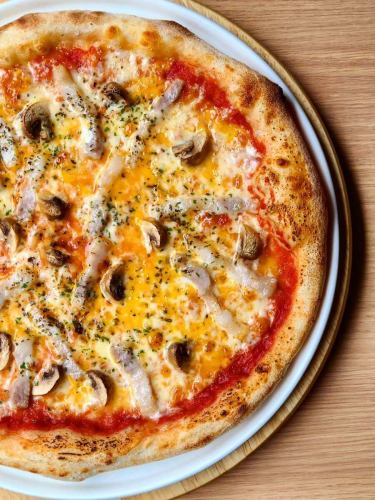 ☆
気まぐれピザ🍕
変わりました😃
"パンチェッタとマッシュルーム"
🐖🍄
毎度お馴染み
旨味が凝縮した豚バラ"パンチェッタ"と
ホワイトマッシュルームの組み合わせ😋
パンチェッタから溢れでる脂の旨味、
マッシュルームの食感
いい感じにまとまってます👌
皆様の御来店お待ちしております🙇
------------------------------
御予約、オードブル、
ランチ会、貸切
各種お問い合わせ
プロフィールリンクより
DM、お電話で遠慮なくどうぞ😊
@dining.coco 
--------‐‐-------------------
#気まぐれピザ
#パンチェッタ
#兵庫県
#加古川
#加古川ランチ  #加古川ディナー
#加古川女子会  #加古川飲み会
#加古川ランチ会 #加古川貸切
#加古川駅 #加古川昼飲み
#加古川イタリアン
#加古川ピザ 
#加古川パスタ
#加古川生パスタ
#淡路麺業
#加古川ピッツェリア
#加古川チーズフォンデュ
#加古川デザートプレート
#加古川サプライズ
#加古川隠れ家
#CoCo
#ピッツェリアココ