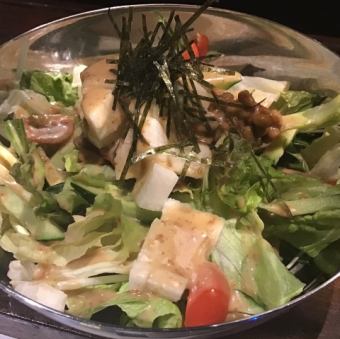 納豆と山芋のねばねばサラダ