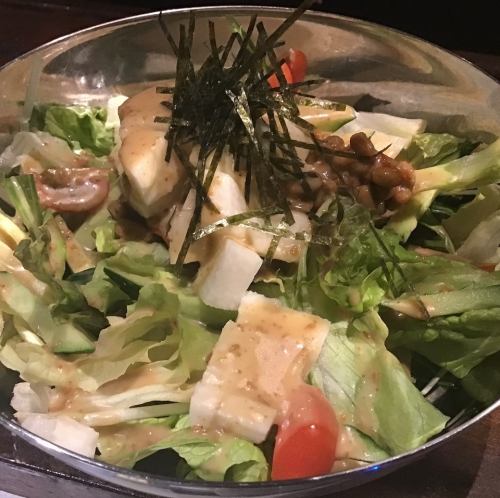 納豆と山芋のねばねばサラダ