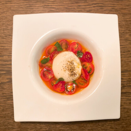 ブラータチーズのカプレーゼ　～コルディアーレスタイル～