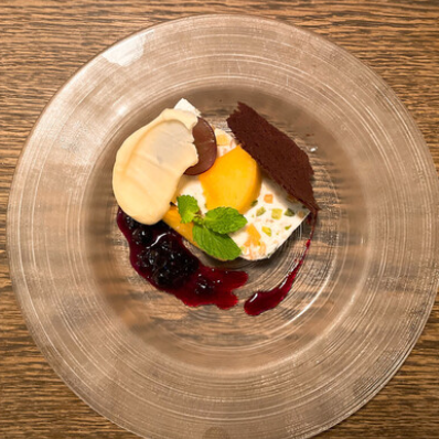 ピスタチオとドライフルーツのカッサータ