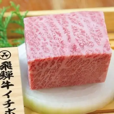 売切御免の飛騨牛ステーキ