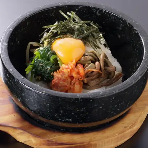 石焼きビビンバ