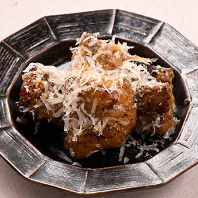 "Satsuma Gokkei Daima Sakura Seseri" with whole grain mustard sauce and Parmesan cheese