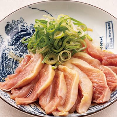 Satsuma Gokkei "Daimazakura" seared chicken thigh with ponzu sauce and plenty of green onions