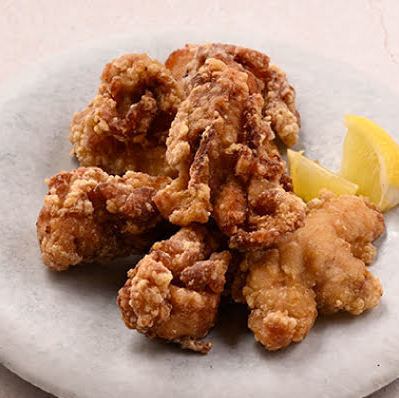 First piece of fried chicken (6 pieces)