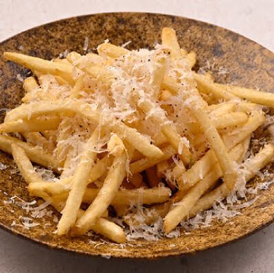 French fries with the aroma of white truffles for adults