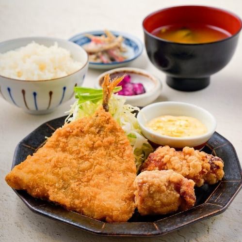Thick and juicy fried horse mackerel and fried chicken set meal