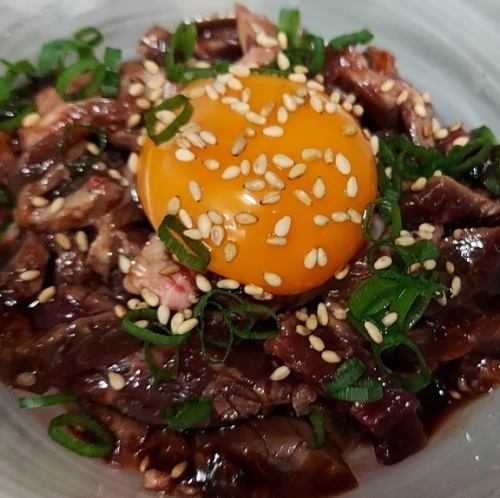 道産和牛（白老牛）のユッケ