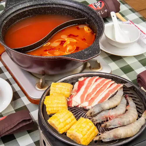 しゃぶしゃぶ食べ放題♪