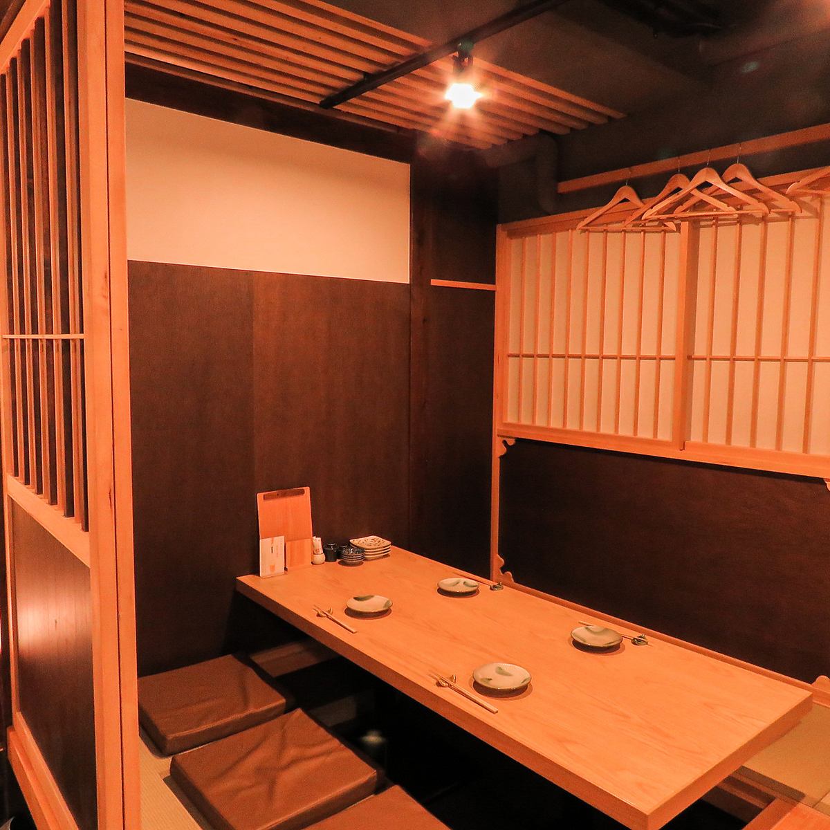 We have prepared spacious sunken kotatsu seats where you can spend a luxurious time.