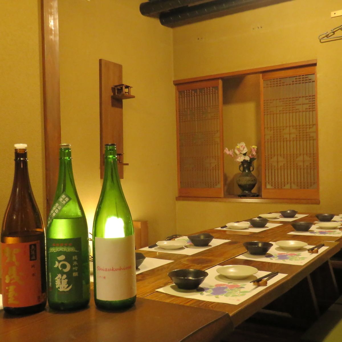 古民家を改装した趣のある店内が料理をより一層美味しくする。