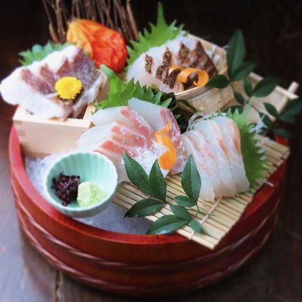 【観光の方に!愛媛満喫コース5500円(税込)】桜鯛の刺身、郷土料理全10品 /2.5時間飲み放題付