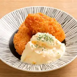 たっぷりタルタルの牡蠣フライ