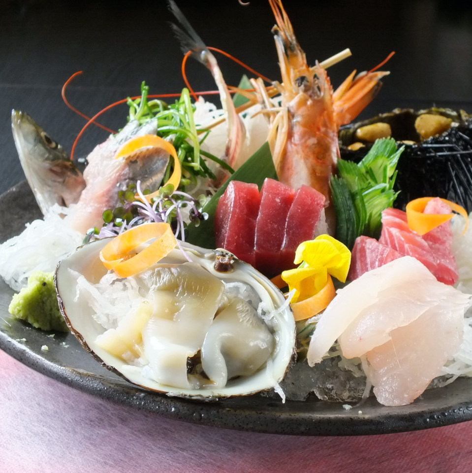 We have seasonal fish with outstanding freshness! Fermented village Wabiichi ♪