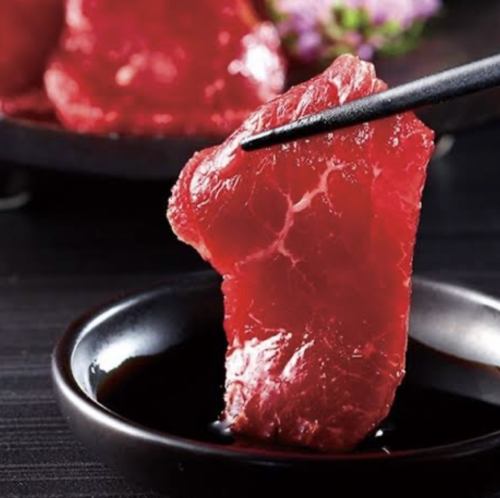 Horse loin sashimi