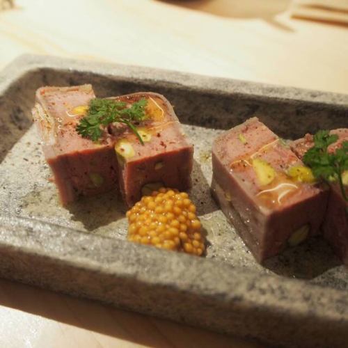 一品料理も充実の品揃え◎