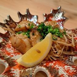 ホタテと季節野菜のバター炒め