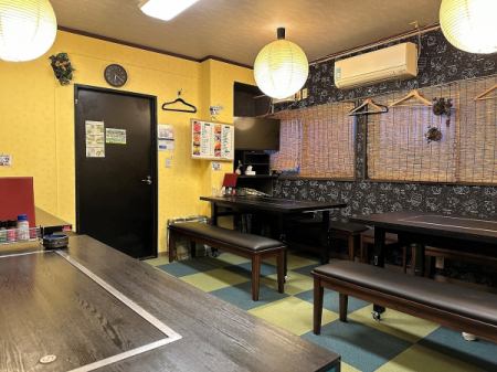 店内奥にはテーブル席をご準備しています！