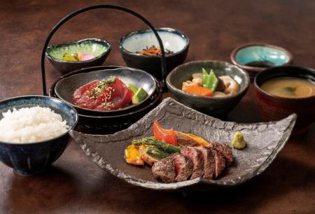 奥出雲和牛網焼き＆漬けまぐろ膳