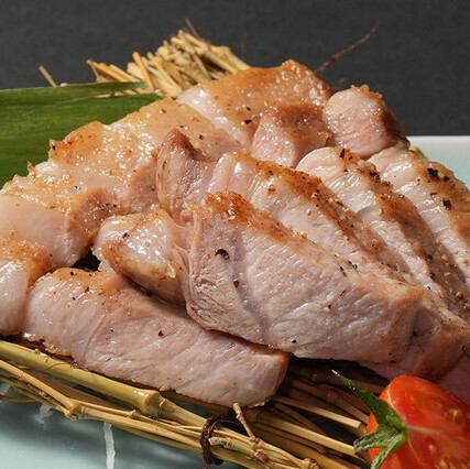 松坂ポークの炭火焼き