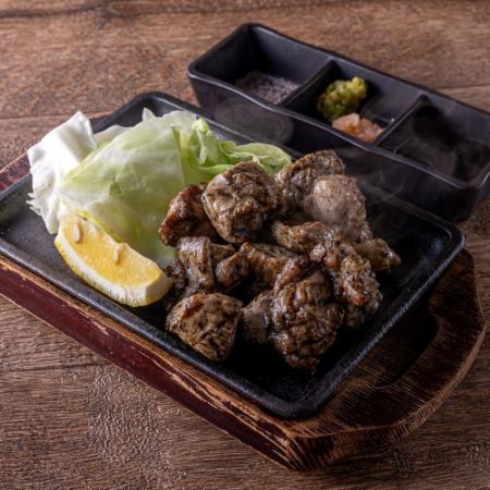 地鶏の炭火焼き