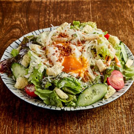 温玉乗せシーザーサラダ/さっぱり大根サラダ