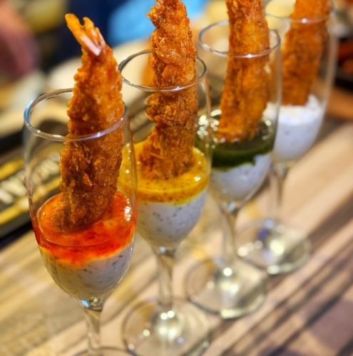Liven up your girls' night out with champagne shrimp♪