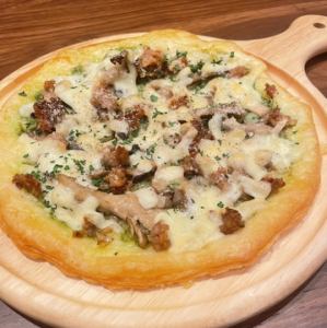 クアトロフンギとサルシッチャのジェノベーゼ