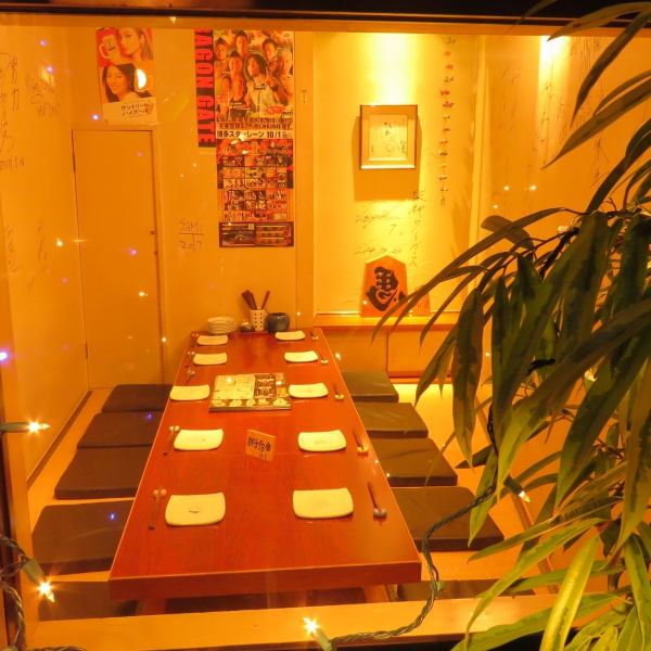 [Semi-private room] The shop has a relaxed atmosphere, such as dates, women's associations, joint parties, entertainment, etc. We can accommodate any use! Please feel free to visit us. You can enjoy your meal without worrying.Available for up to 60 people