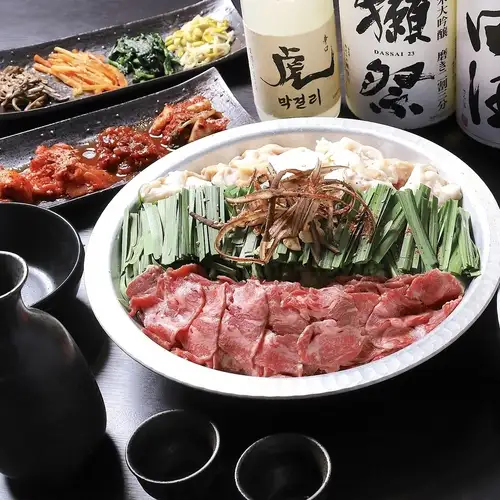 絶品もつ鍋食べ飲み放題！