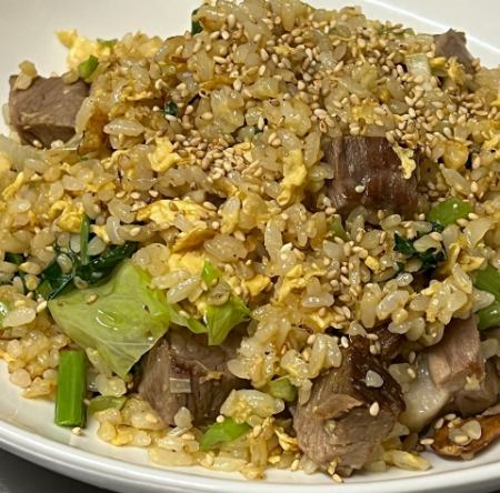 ゴロゴロ叉焼と青菜の炒飯